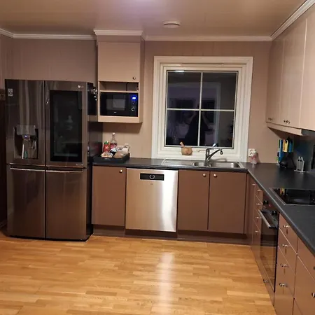 Dom wakacyjny Hus I Gryllefjord