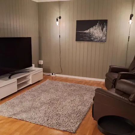 Hus I Gryllefjord Senja