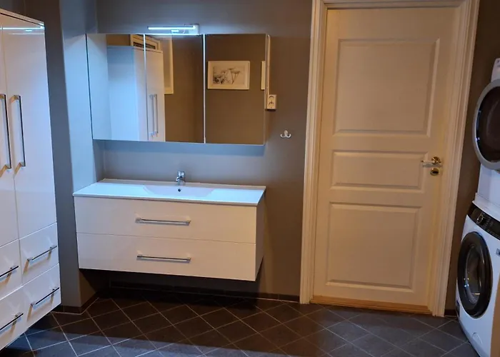 Hus I Gryllefjord * Senja