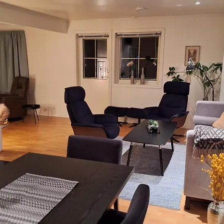 بيت للعطل Hus I Gryllefjord Senja