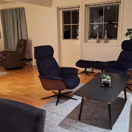 بيت للعطل Hus I Gryllefjord